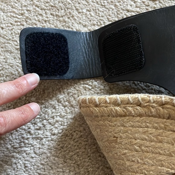 Authentic Celine leather peep toe espadrilles, size 36 or US 6.5- 7 - Picture 5 of 7